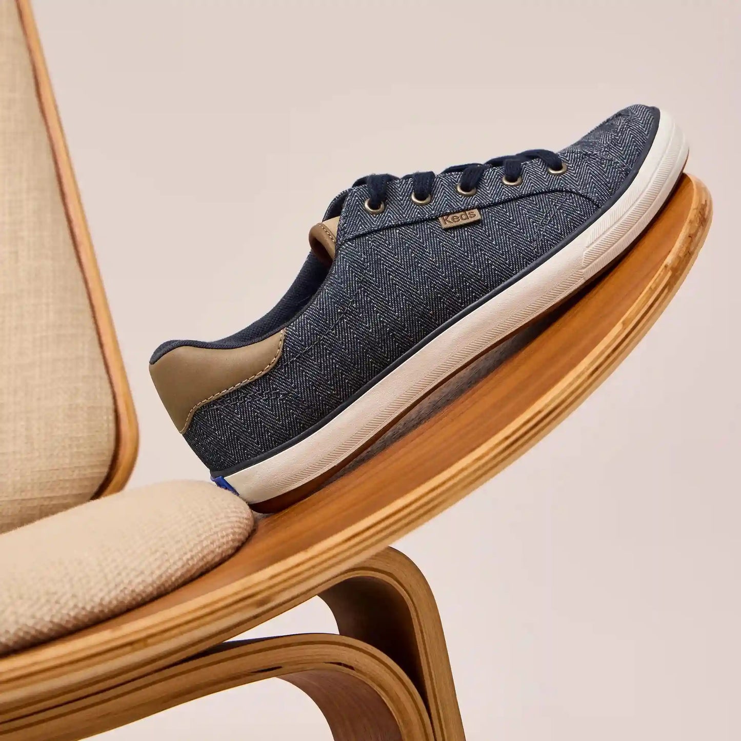 Center III Herringbone Chambray Lace-Up